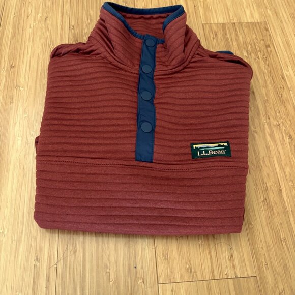 L.L. Bean Men's Airlight Knit Pullover - Picture 2 of 4